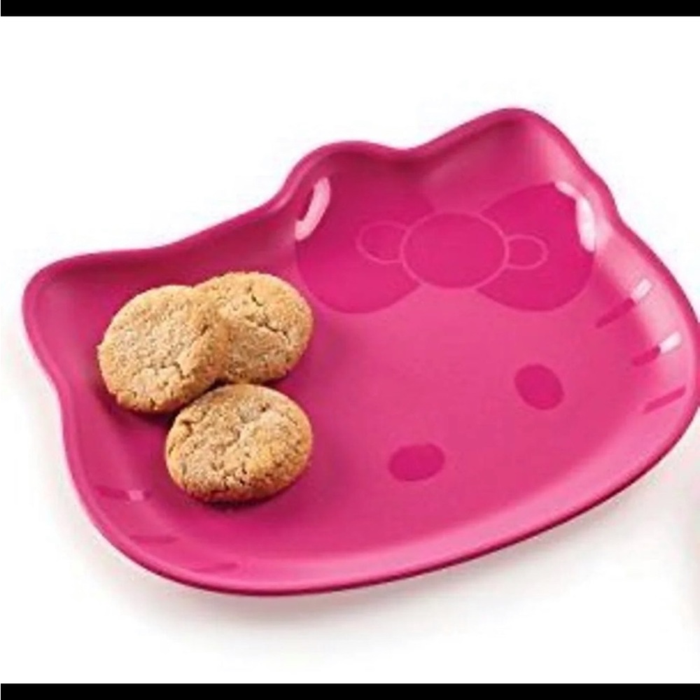 Tupperware Hello Kitty Microwave Reheatable Lunch Plate